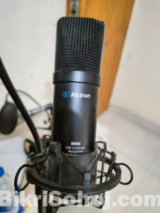 Professional Microphone (Condenser)